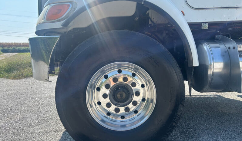 2016 PETERBILT 348 TRI-AXLE DUMP TRUCK W/OPTIONAL 2 YEAR UNLIMITED MILEAGE WARRANTY full