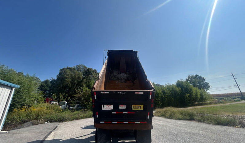 2016 PETERBILT 348 TRI-AXLE DUMP TRUCK W/OPTIONAL 2 YEAR UNLIMITED MILEAGE WARRANTY full