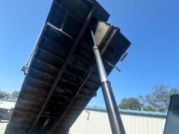 2016 PETERBILT 348 TRI-AXLE DUMP TRUCK W/OPTIONAL 2 YEAR UNLIMITED MILEAGE WARRANTY full