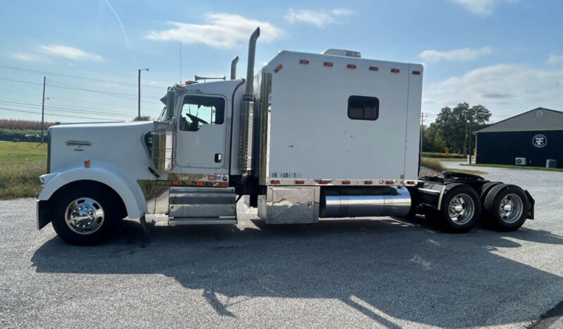 2005 KENWORTH W900L W/378K ON OVERHAUL full