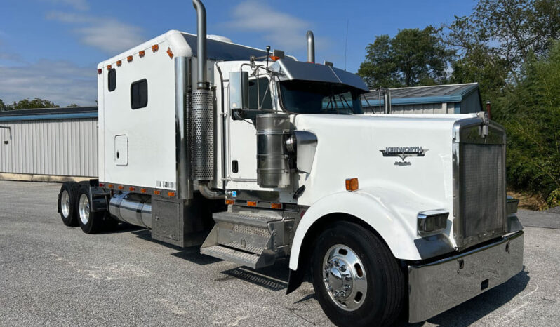 2005 KENWORTH W900L W/378K ON OVERHAUL full