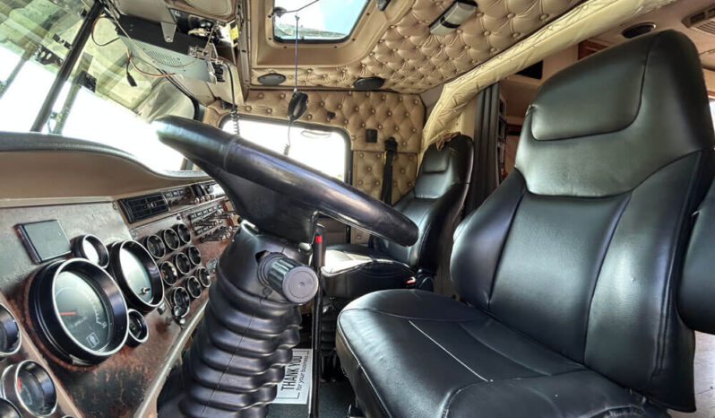 2005 KENWORTH W900L W/378K ON OVERHAUL full