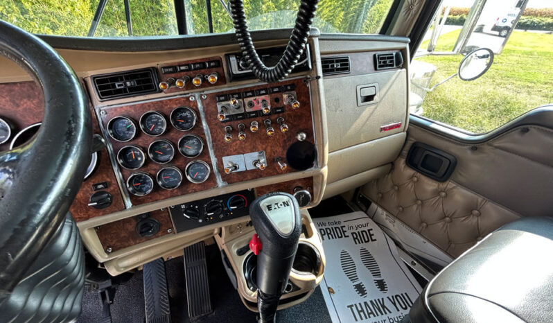 2005 KENWORTH W900L W/378K ON OVERHAUL full