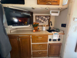 2005 KENWORTH W900L W/378K ON OVERHAUL full