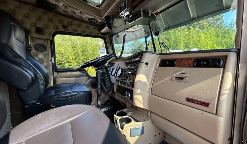 2005 KENWORTH W900L W/378K ON OVERHAUL full