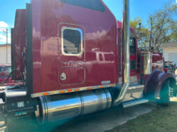 2007 KENWORTH W900L W/86” DOUBLE BUNK STUDIO SLEEPER full