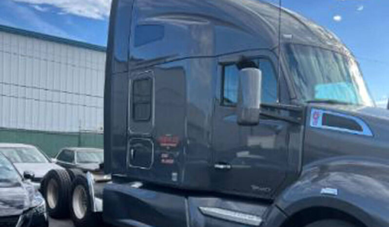2018 KENWORTH T680 W/11K MILES ON CUMMINS OVERHAUL full