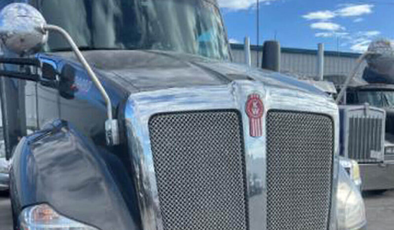 2018 KENWORTH T680 W/11K MILES ON CUMMINS OVERHAUL full