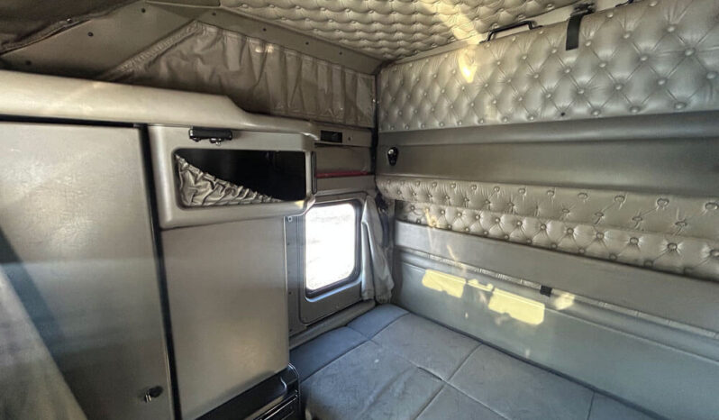 2007 KENWORTH W900L W/167K MILES ON CERTIFIED OVERHAUL full