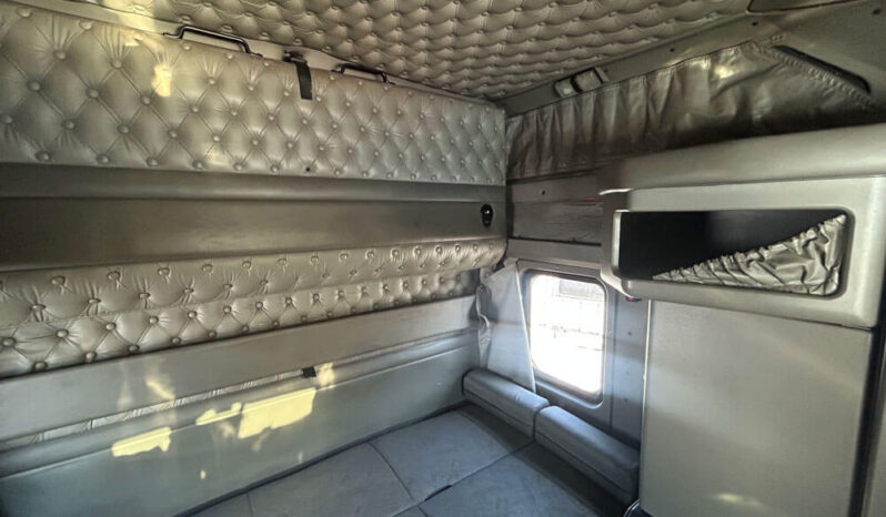 2007 KENWORTH W900L W/167K MILES ON CERTIFIED OVERHAUL full