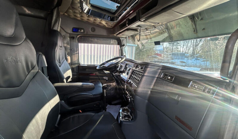 2007 KENWORTH W900L W/167K MILES ON CERTIFIED OVERHAUL full