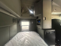 2018 KENWORTH T680 W/10K MILES ON CUMMINS OVERHAUL full