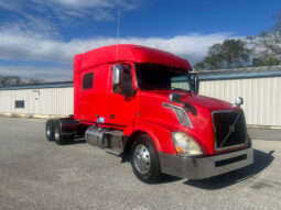 2018 VOLVO VNL64T730 W/70″ SLEEPER full