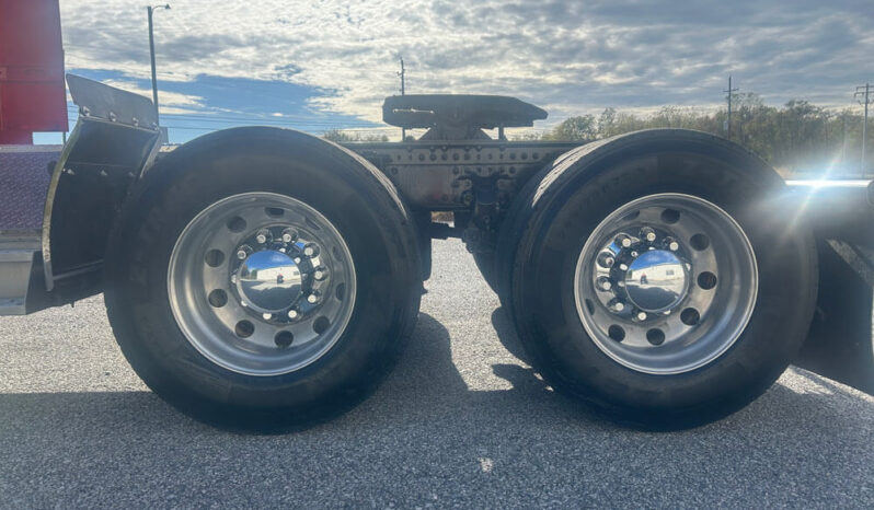 2018 VOLVO VNL64T730 W/70″ SLEEPER full