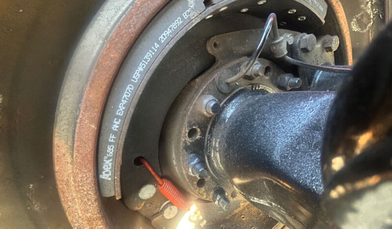 2018 VOLVO VNL64T730 W/70″ SLEEPER full