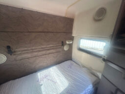 2018 VOLVO VNL64T730 W/70″ SLEEPER full