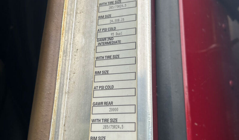 2017 KENWORTH W900 STUDIO SLEEPER W/186K MILES ON REMAN CUMMINS ISX 15 ENGINE full