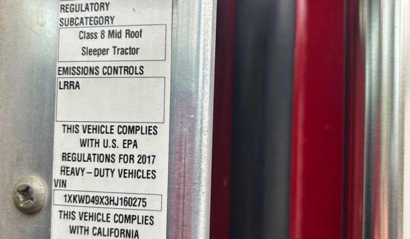 2017 KENWORTH W900 STUDIO SLEEPER W/186K MILES ON REMAN CUMMINS ISX 15 ENGINE full