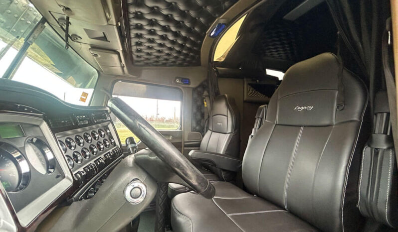 2017 KENWORTH W900 STUDIO SLEEPER W/186K MILES ON REMAN CUMMINS ISX 15 ENGINE full