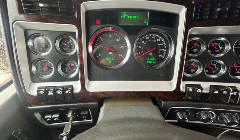 2017 KENWORTH W900 STUDIO SLEEPER W/186K MILES ON REMAN CUMMINS ISX 15 ENGINE full