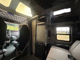 2017 KENWORTH W900 STUDIO SLEEPER W/186K MILES ON REMAN CUMMINS ISX 15 ENGINE full