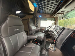 2017 KENWORTH W900 STUDIO SLEEPER W/186K MILES ON REMAN CUMMINS ISX 15 ENGINE full