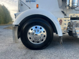 2021 KENWORTH W900L W/86″ RAISED ROOF SLEEPER full