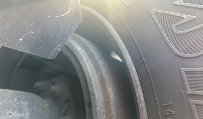 2021 KENWORTH W900L W/86″ RAISED ROOF SLEEPER full