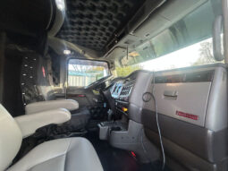 2021 KENWORTH W900L W/86″ RAISED ROOF SLEEPER full