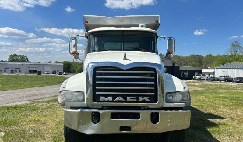 2014 MACK GU713 QUAD-AXLE DUMP TRUCK full