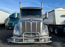 2014 PETERBILT 579 W/ 143K MILES ON CERTIFIED OVERHAUL full