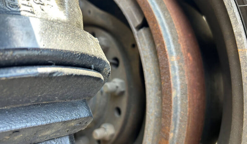 2004 PETERBILT 379 W/49K MILES ON CERTIFIED OVERHAUL full