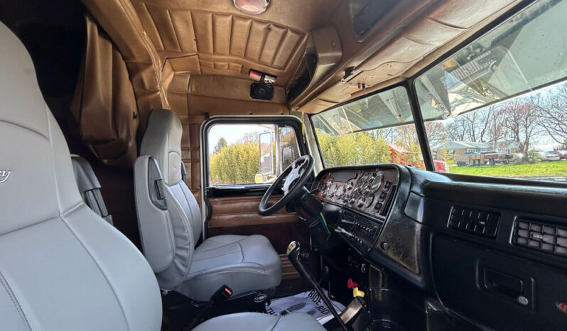 2004 PETERBILT 379 W/49K MILES ON CERTIFIED OVERHAUL full