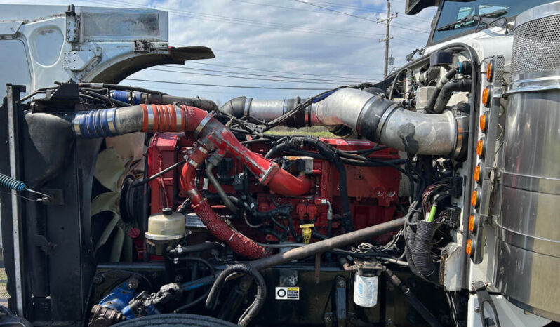 2004 PETERBILT 379 W/49K MILES ON CERTIFIED OVERHAUL full