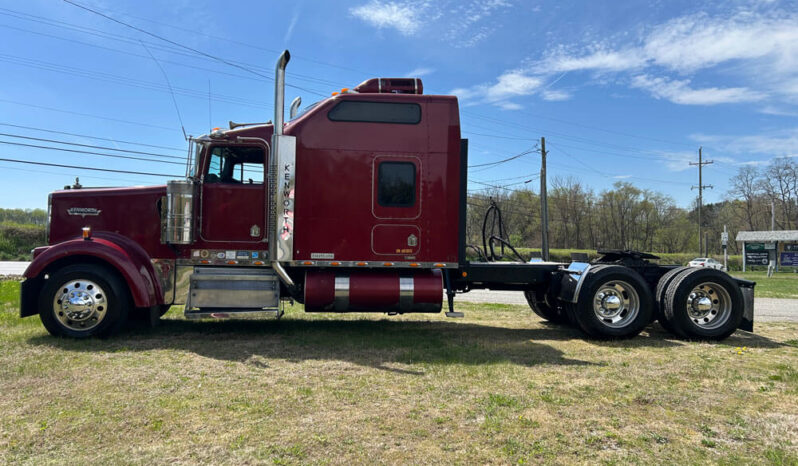 2004 KENWORTH W900 W/90K ON CERTIFIED CUMMINS OVERHAUL full