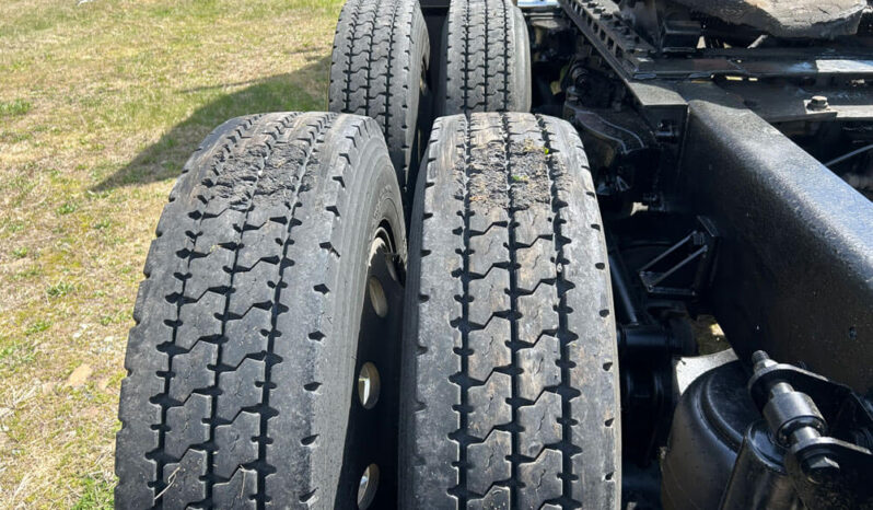 2004 KENWORTH W900 W/90K ON CERTIFIED CUMMINS OVERHAUL full