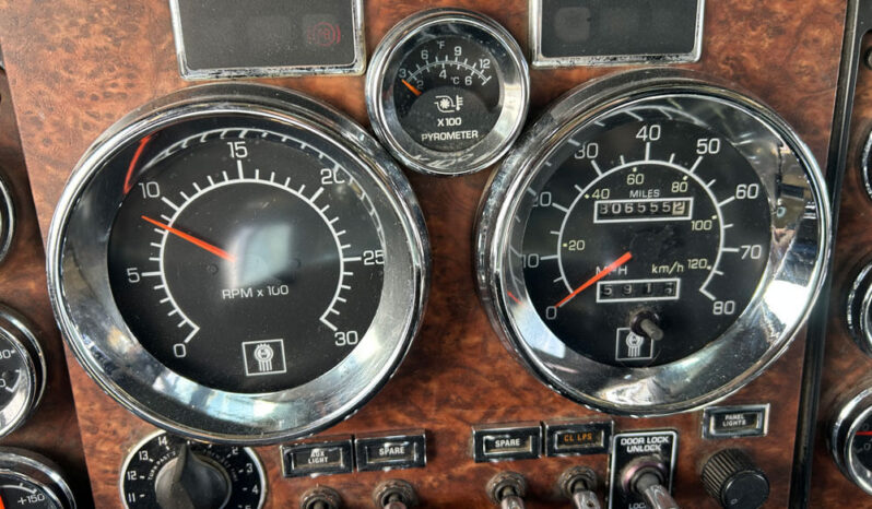 2004 KENWORTH W900 W/90K ON CERTIFIED CUMMINS OVERHAUL full