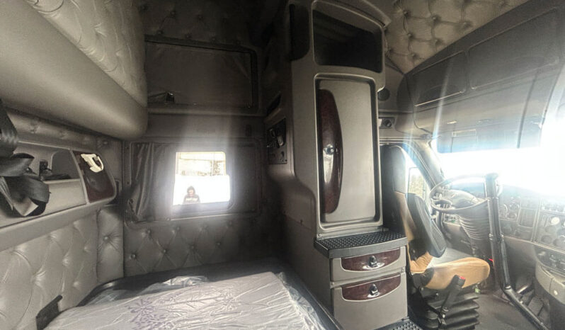 2013 KENWORTH T700 W/60K MILES ON OVERHAUL full