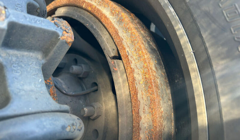 2018 PETERBILT 579 W/70″ SLEEPER & 2-YR WARRANTY full