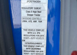 2018 PETERBILT 579 W/70″ SLEEPER & 2-YR WARRANTY full