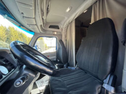 2018 PETERBILT 579 W/70″ SLEEPER & 2-YR WARRANTY full