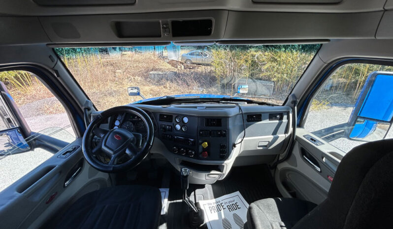 2018 PETERBILT 579 W/70″ SLEEPER & 2-YR WARRANTY full