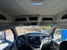 2018 PETERBILT 579 W/70″ SLEEPER & 2-YR WARRANTY full