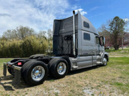 2014 VOLVO VNL780 W/277K ON CERTIFIED REMAN full