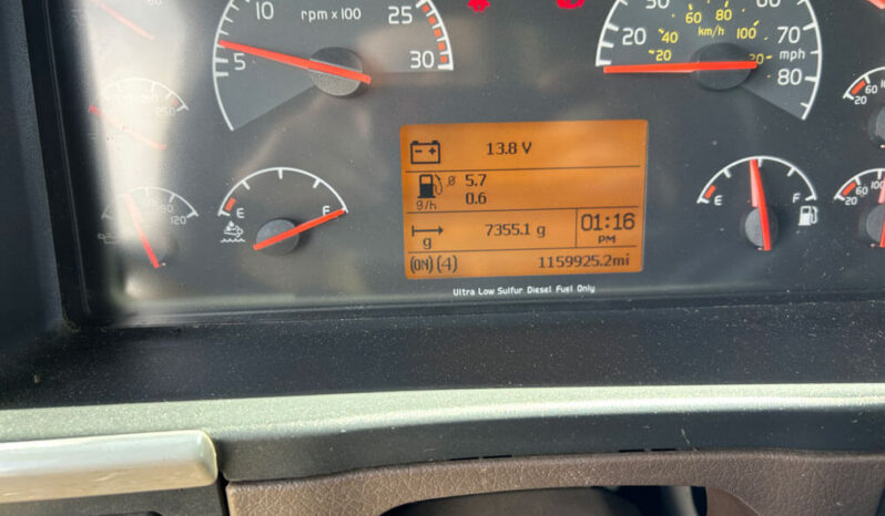 2014 VOLVO VNL780 W/277K ON CERTIFIED REMAN full