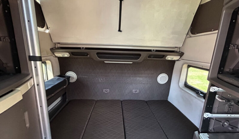 2014 VOLVO VNL780 W/277K ON CERTIFIED REMAN full