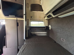 2014 VOLVO VNL780 W/277K ON CERTIFIED REMAN full