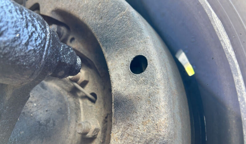 2006 KENWORTH W900L W/67K MILES ON OVERHAUL full