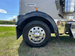 2006 KENWORTH W900L W/67K MILES ON OVERHAUL full