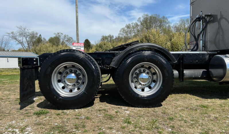 2006 KENWORTH W900L W/67K MILES ON OVERHAUL full